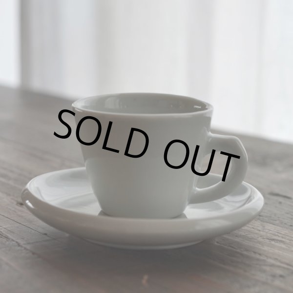 画像3: コーヒーカップと珈琲豆（シンプルな白） (3)